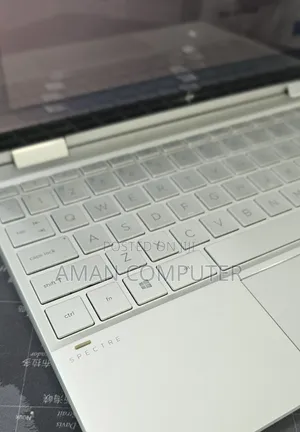 New Laptop HP Spectre 8GB Intel Core i7 SSD 512GB
