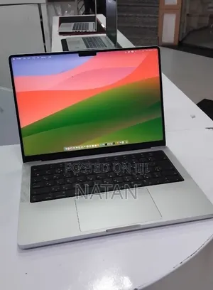 New Laptop Apple MacBook Pro 2024 M4 Pro 16GB Apple M4 Pro SSD 512GB