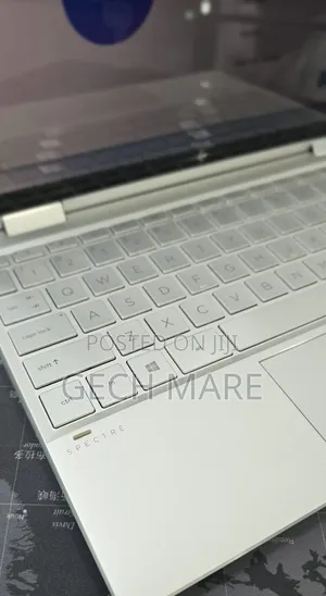 New Laptop HP Spectre 16GB Intel Core i7 SSD 512GB