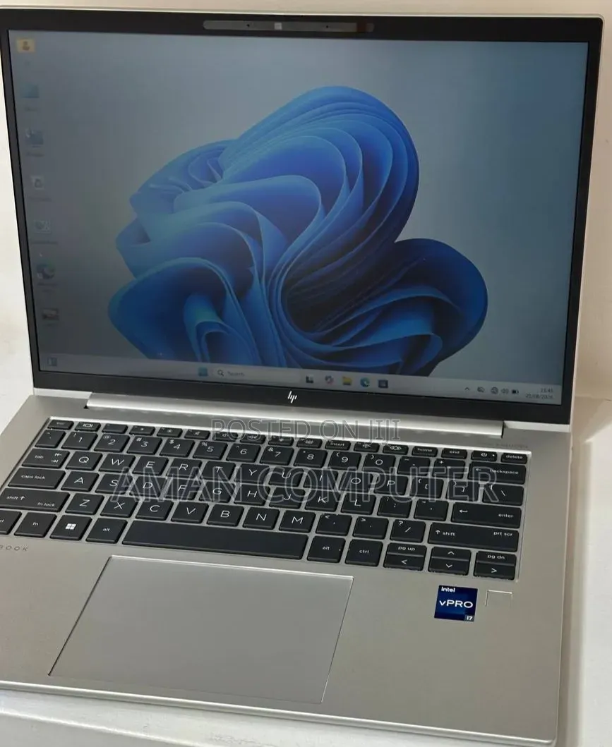 New Laptop HP EliteBook 840 G10 16GB Intel Core i7 SSD 512GB