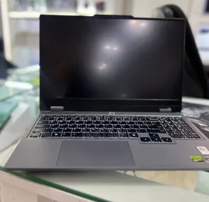 New Laptop Lenovo LOQ 15IRH8 16GB AMD Ryzen 5 SSD 512GB