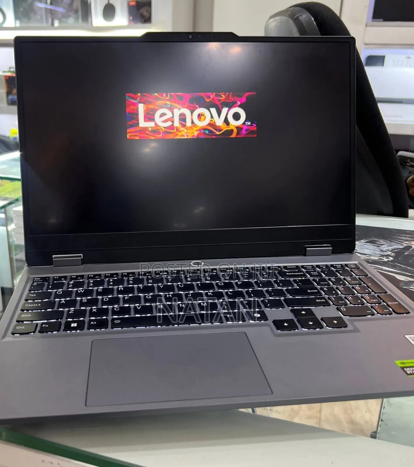 New Laptop Lenovo LOQ 15IRH8 16GB AMD Ryzen 5 SSD 512GB