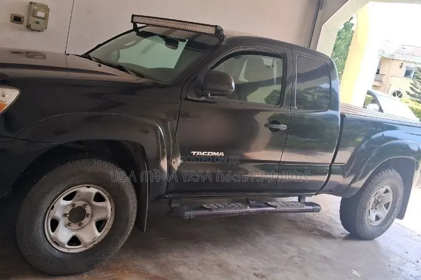 Toyota Tacoma 2012 Matt Black
