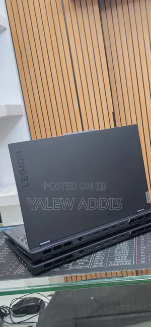 New Laptop Lenovo Legion Pro 7 48GB Intel Core i9 SSD 1T