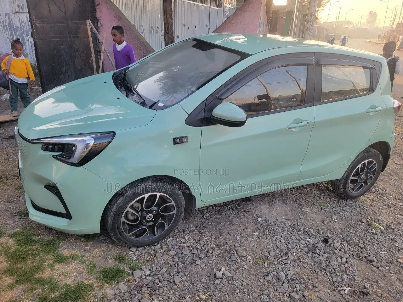 Changan BenBen E-Star 2023 Orange