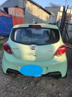 Changan BenBen E-Star 2023 Orange