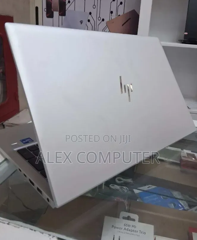 New Laptop HP EliteBook 850 G8 16GB Intel Core i7 SSD 512GB