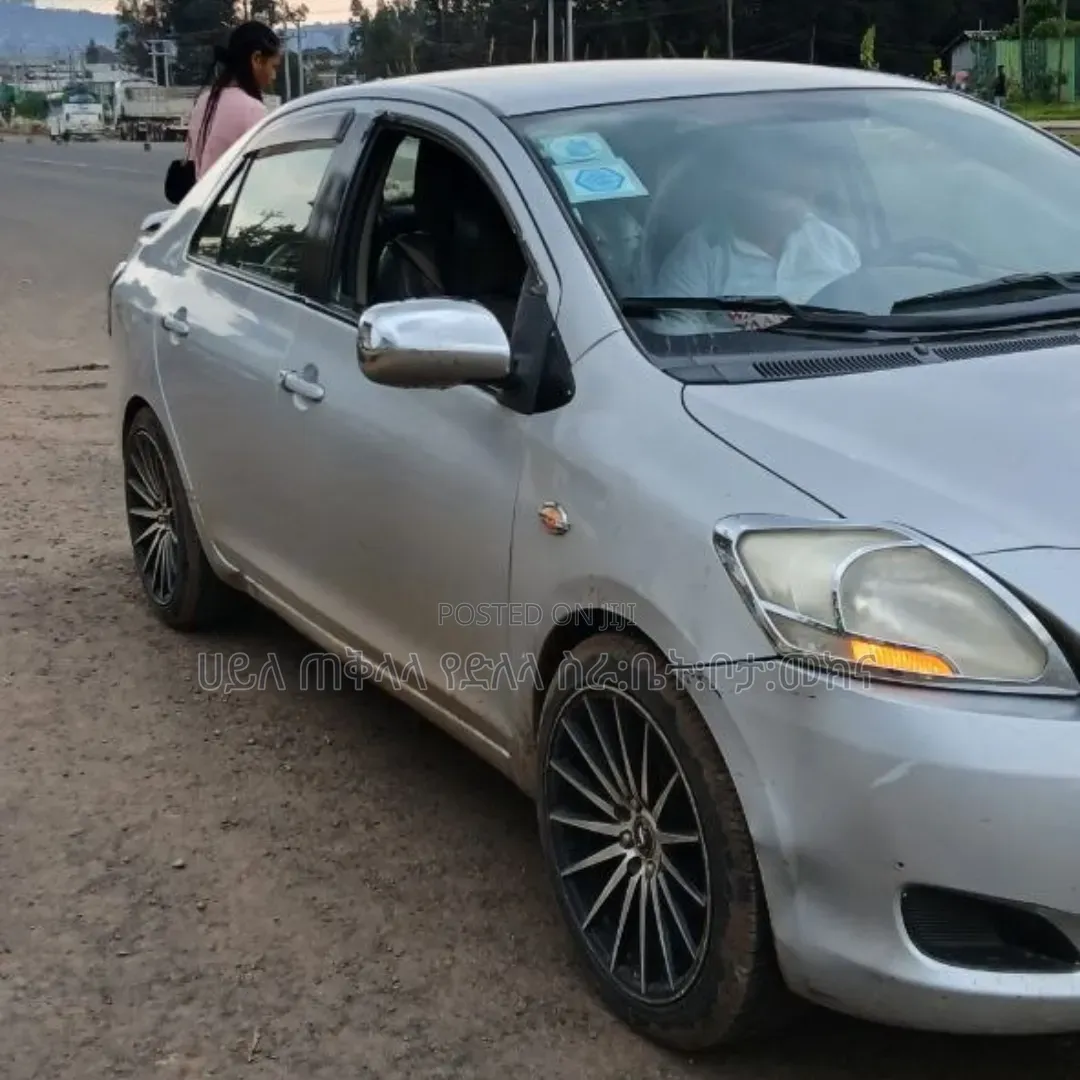 Toyota Yaris 2008 Silver