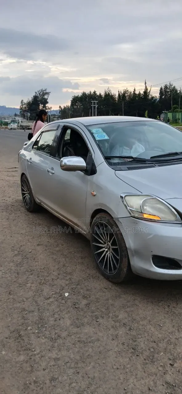Toyota Yaris 2008 Silver