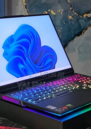New Laptop Lenovo Legion 9 32GB AMD Ryzen 9 SSD 1T