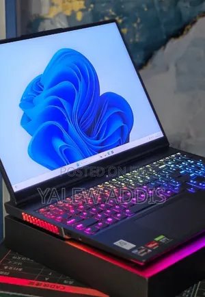 New Laptop Lenovo Legion 9 32GB AMD Ryzen 9 SSD 1T