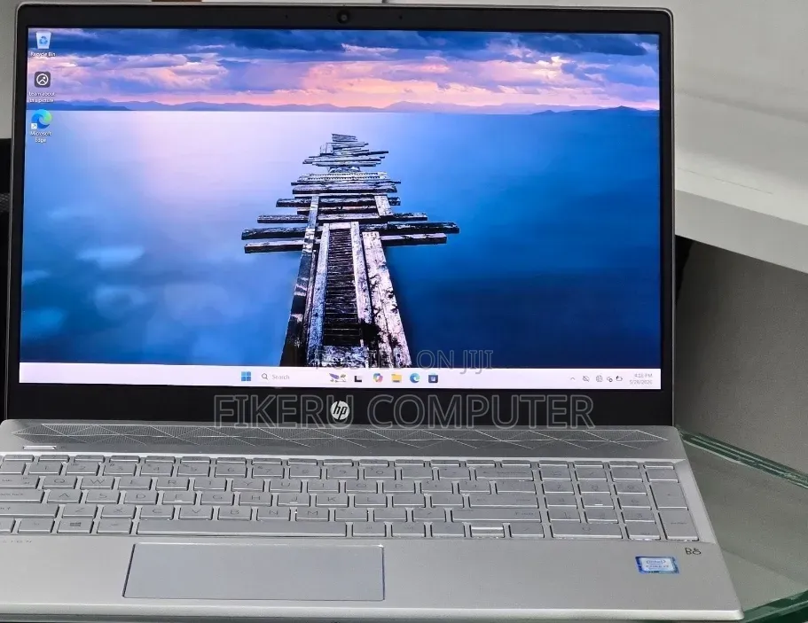 New Laptop HP Pavilion 15 16GB Intel Core i7 SSD 256GB