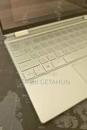 New Laptop HP Spectre 8GB Intel Core i7 SSD 512GB