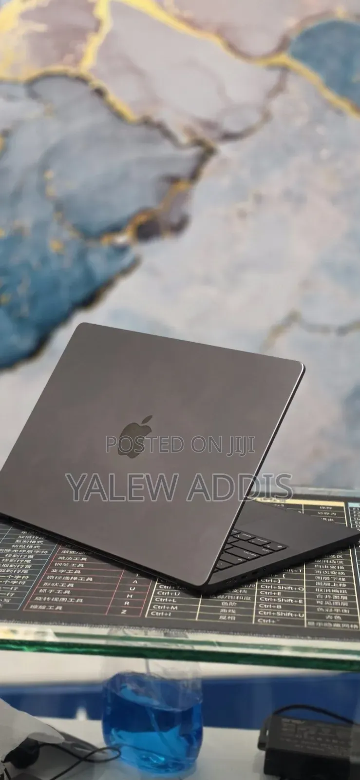 New Laptop Apple MacBook Pro 2024 M4 16GB Apple M4 SSD 512GB