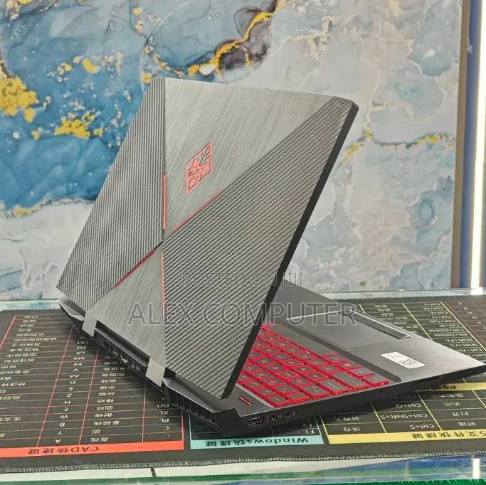 New Laptop HP Omen X 16GB Intel Core i5 SSD 512GB
