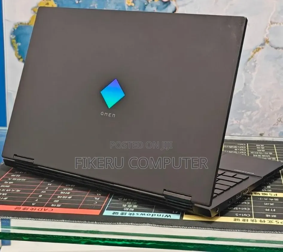 New Laptop HP Omen 15 16GB Intel Core i7 SSD 512GB