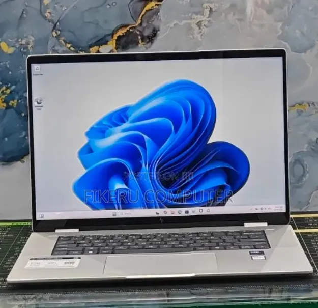 New Laptop HP Envy x360 16GB Intel Core Ultra 7 SSD 1T