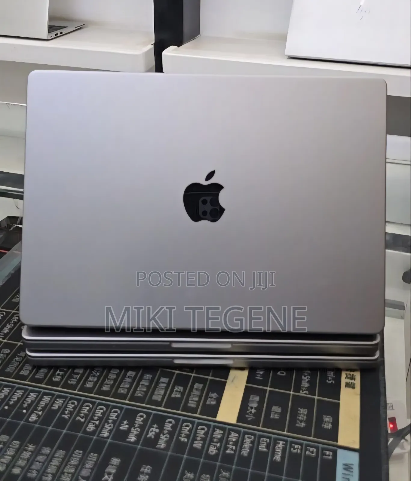 New Laptop Apple MacBook Pro 2021 M1 32GB Intel SSD 512GB