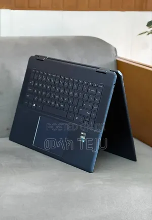 New Laptop HP Spectre 16GB Intel Core i7 SSD 512GB