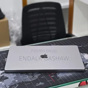 New Laptop Apple MacBook Pro 2023 M2 Pro 16GB Apple M2 SSD 512GB