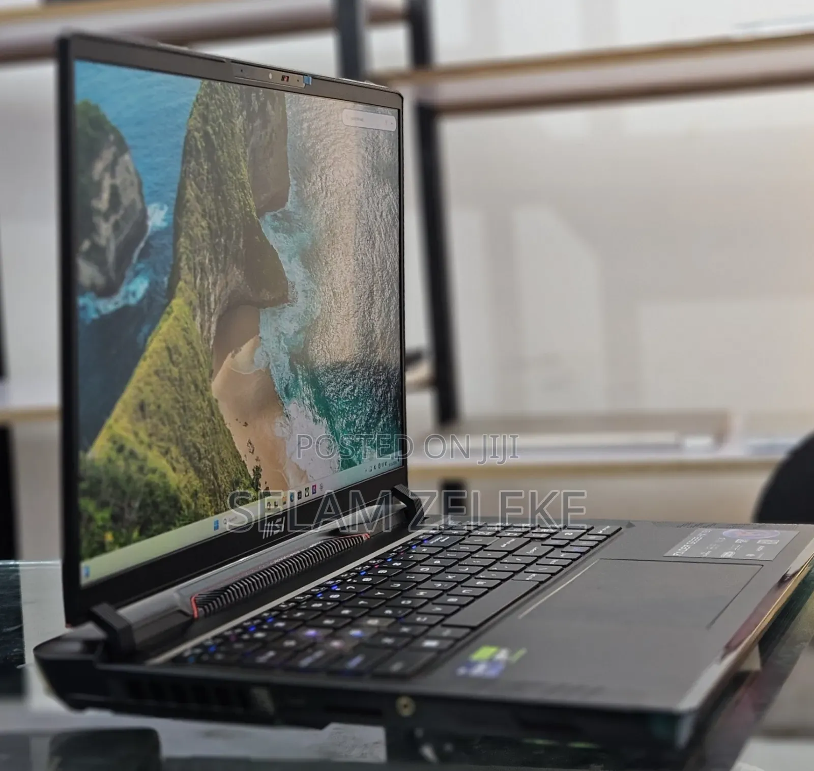 New Laptop MSI 32GB Intel Core i9 SSD 1T