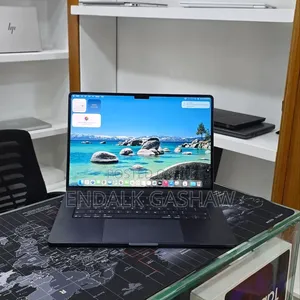 New Laptop Apple MacBook Air 2025 M4 16GB Apple M4 SSD 256GB