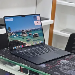 New Laptop Apple MacBook Air 2025 M4 16GB Apple M4 SSD 256GB
