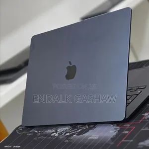 New Laptop Apple MacBook Air 2025 M4 16GB Apple M4 SSD 256GB