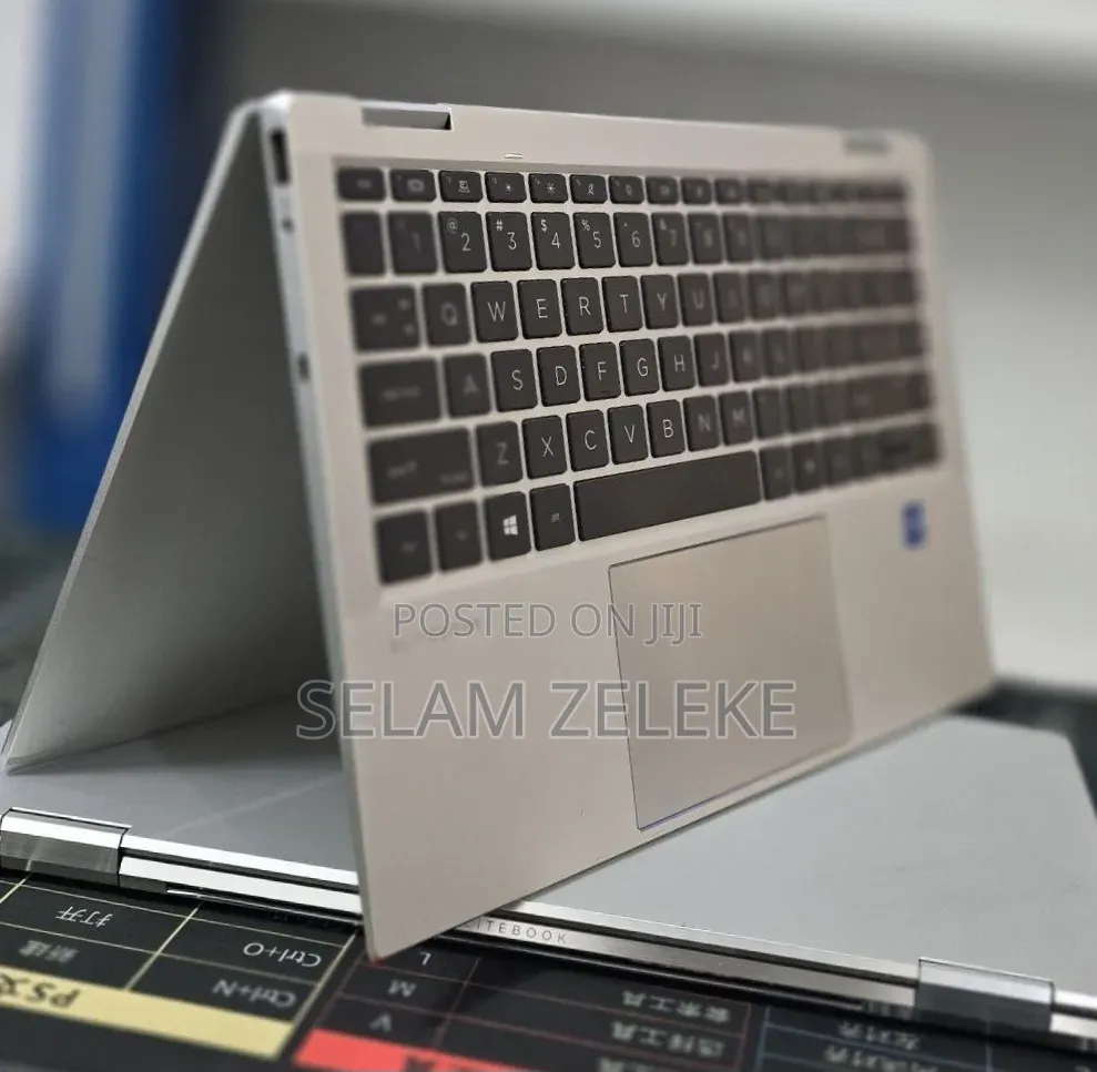 New Laptop HP EliteBook 1040 G8 16GB Intel Core i7 SSD 512GB