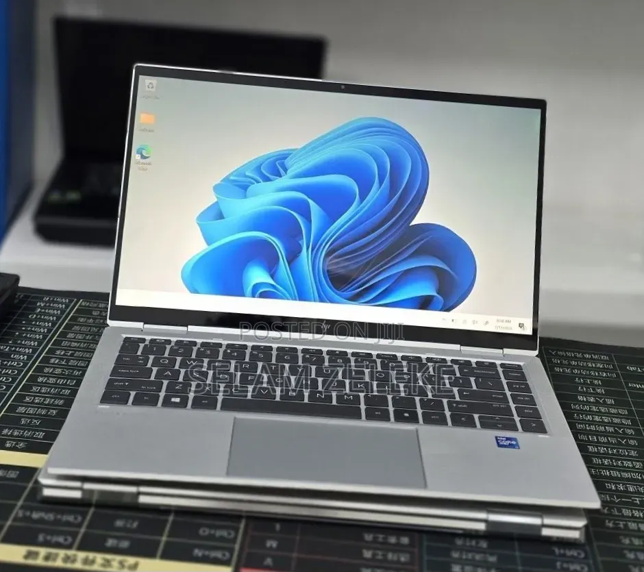 New Laptop HP EliteBook 1040 G8 16GB Intel Core i7 SSD 512GB