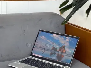 New Laptop HP EliteBook 830 G8 16GB Intel Core i5 SSD 256GB