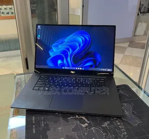 New Laptop Dell XPS 15 16GB Intel Core i7 SSD 512GB
