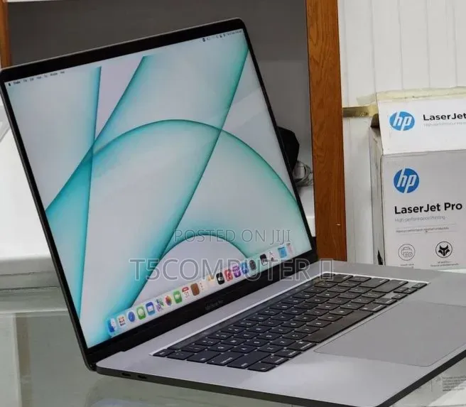 New Laptop Apple MacBook Pro 2019 64GB Intel Core i9 SSD 1T