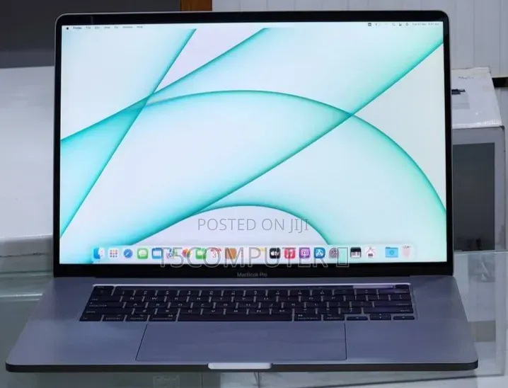 New Laptop Apple MacBook Pro 2019 64GB Intel Core i9 SSD 1T