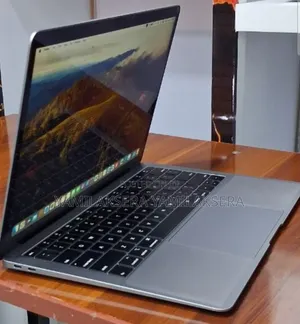 New Laptop Apple MacBook 2019 8GB Intel Core i5 SSD 128GB