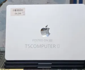New Laptop Apple MacBook Air 2025 M4 16GB Apple M4 SSD 256GB