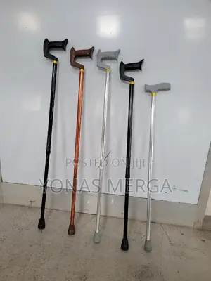 Walkers琴马Walking Sticks 占 Quad Canes囗幻aids for Greater Independence