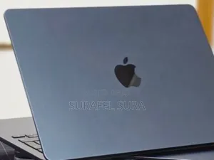 New Laptop Apple MacBook Air 2024 M3 16GB Apple M3 SSD 256GB