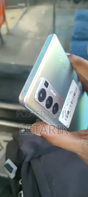 Oppo Reno5 Pro+ 5G 128 GB Blue
