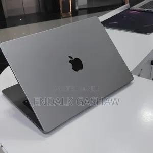 New Laptop Apple MacBook Pro 2020 M1 32GB Apple M1 SSD 1T