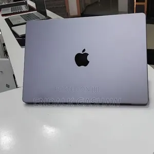 New Laptop Apple MacBook Pro 2021 M1 32GB Apple M1 SSD 512GB