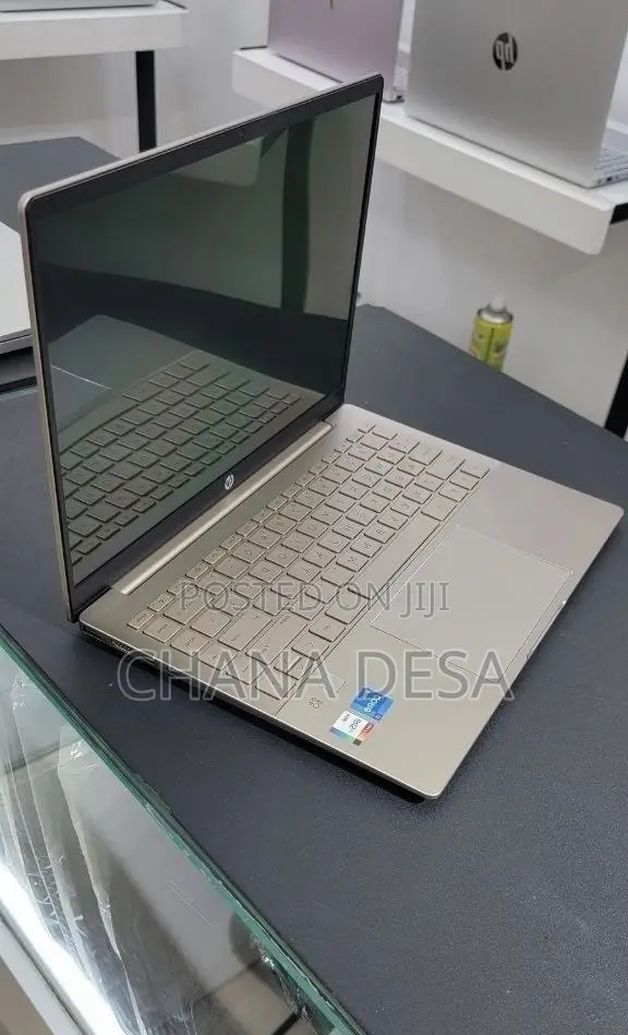 New Laptop HP 16GB Intel Core i5 SSD 512GB