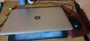 Laptop HP Pavilion 15 6GB AMD Ryzen 5 HDD 1T