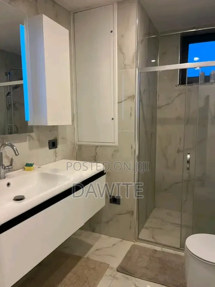 Furnished 3bdrm Apartment in የግል, Bole for sale