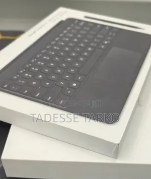New Microsoft Surface Pro 16GB Qualcomm Snapdragon X Plus SSD 512GB