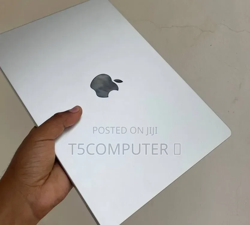 New Laptop Apple MacBook Pro 2024 M4 Pro 16GB Apple M4 Pro SSD 512GB
