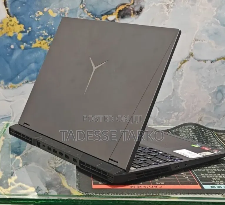New Laptop Lenovo 16GB AMD Ryzen 7 SSD 512GB