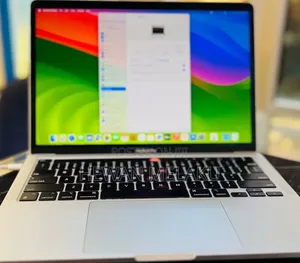 New Laptop Apple MacBook Pro 2020 M1 16GB Apple M1 SSD 256GB
