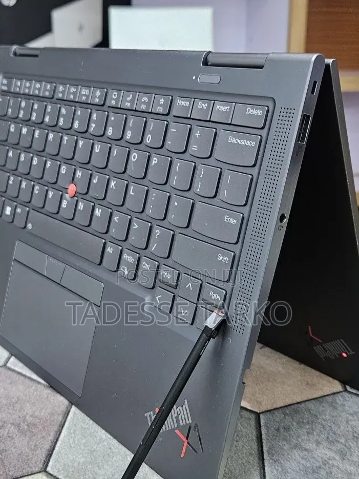 New Laptop Lenovo ThinkPad X1 Yoga 16GB Intel Core i7 SSD 512GB