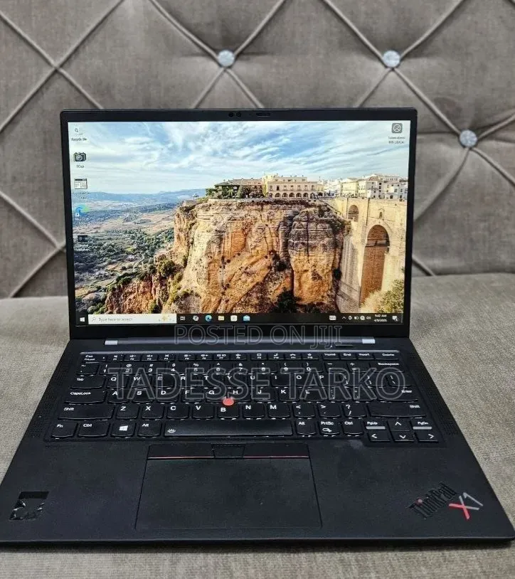 New Laptop Lenovo ThinkPad X1 Carbon 16GB Intel Core i7 SSD 512GB